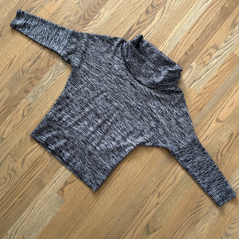 Legend Turtleneck Sweater Top sz Medium Women's Dolman Sleeve Heather Blue Fall